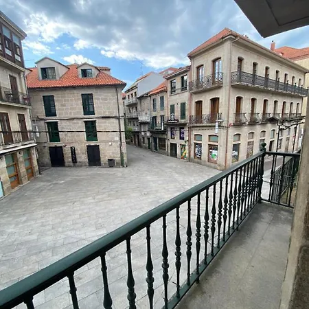 Plaza Celso Garcia De La Riega 6, 1 *